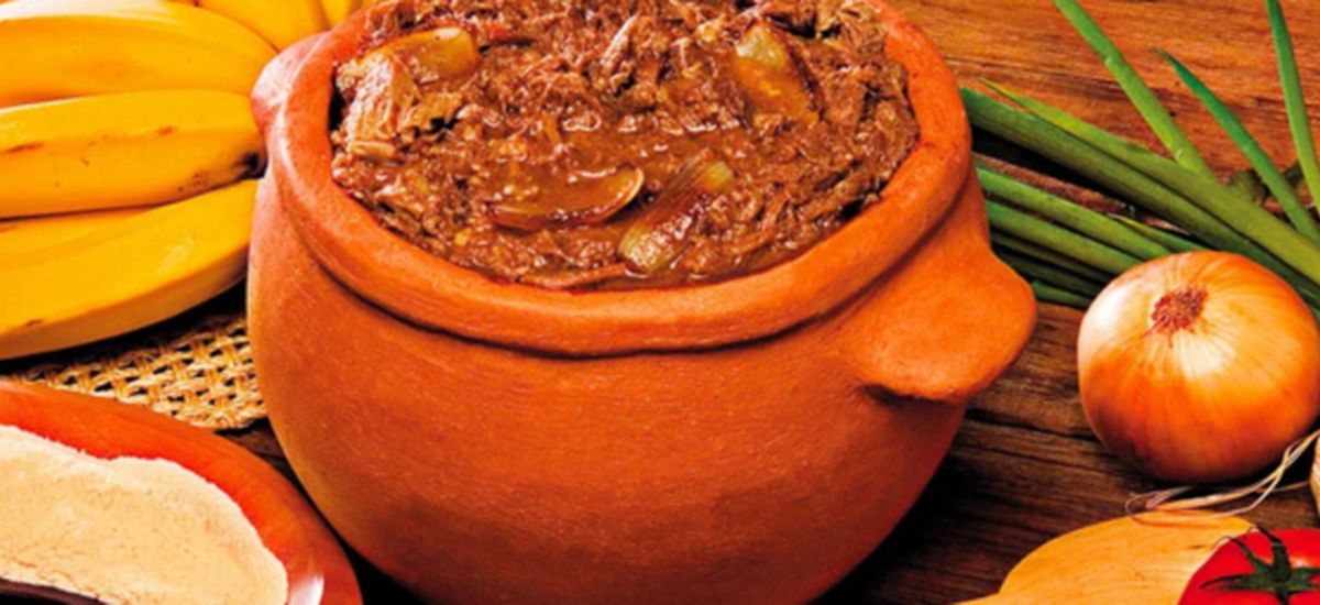 "Junte-se a nós para um delicioso passeio gastronômico e descubra sabores incríveis enquanto explora a rica culinária da nossa região!"