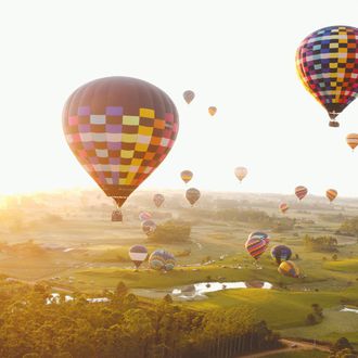 Voo de Balão ao Amanhecer (Bate e Volta)