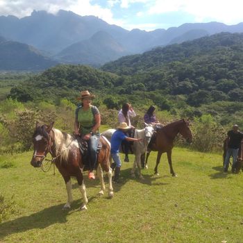 Cavalgada Ecológica na Cotia (Haras Vale do Fojo)