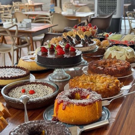Café da Manhã no Flutuante + Tour na Zona Portuária – RJ