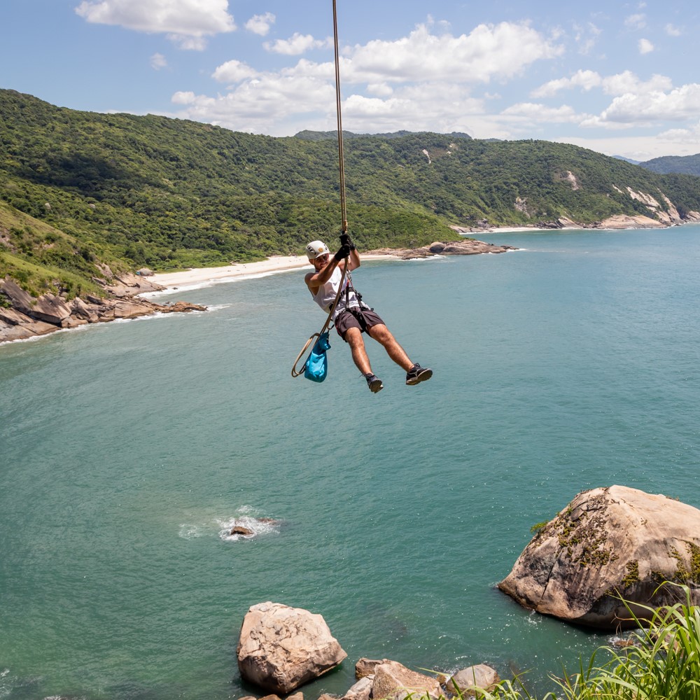 Rapel e Pêndulo na Pedra da Tartaruga
